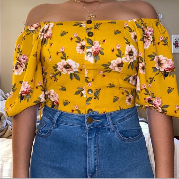 Mustard yellow floral flounce sleeve tie back crop - Picture 2 of 8